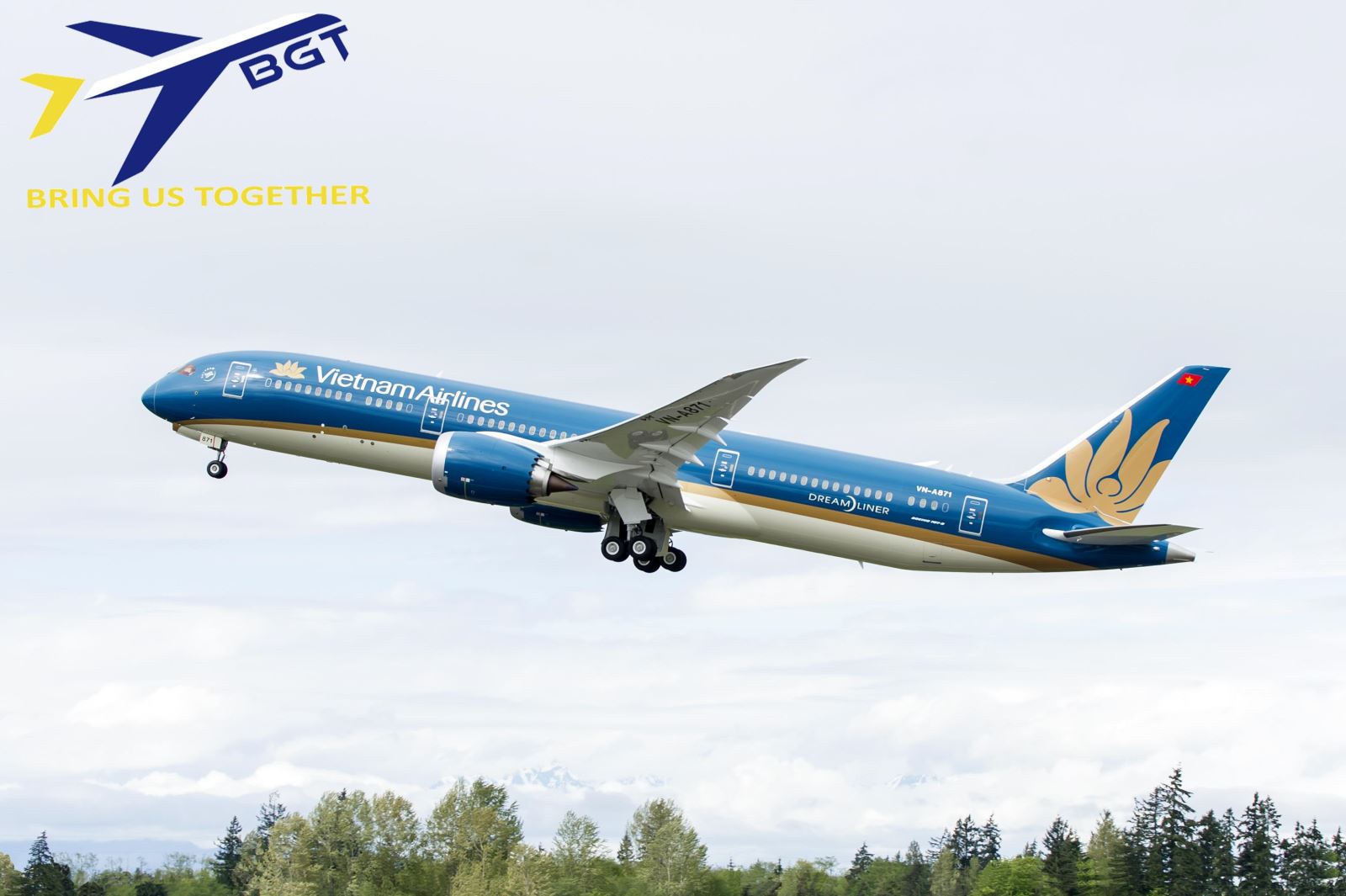 Vietnam Airlines mở bán gần 70.000 vé Tết giá chỉ từ 199.000 đồng