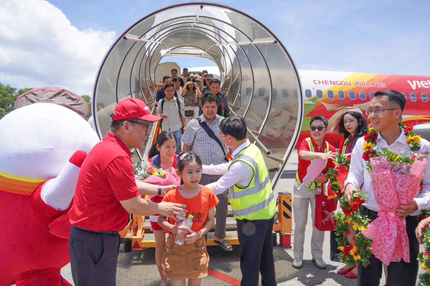 ✈️ VIETJET MỞ HAI ĐƯỜNG BAY MỚI KẾT NỐI HÀ NỘI VÀ TP.HCM TỚI CÔN ĐẢO! ✈️ VIETJET MỞ HAI ĐƯỜNG BAY MỚI KẾT NỐI HÀ NỘI VÀ TP.HCM TỚI CÔN ĐẢO!