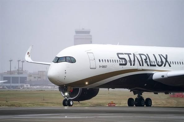 STARLUX – HÃNG HÀNG KHÔNG BẮT NGUỒN TỪ CUỘC LẬT ĐỔ STARLUX – HÃNG HÀNG KHÔNG BẮT NGUỒN TỪ CUỘC LẬT ĐỔ
